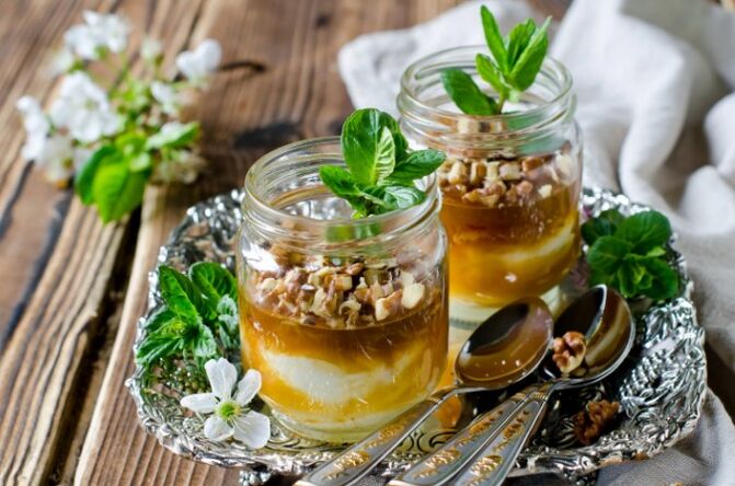 Una mezcla de miel y nueces