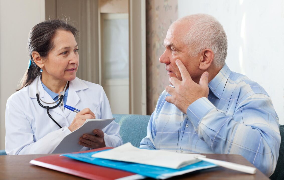 Consulta de médico con prostatitis